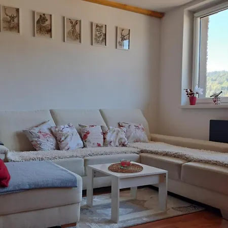 Mezonetovy V Oscadnici Apartment