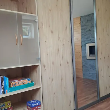 Apartament Mezonetovy V Oscadnici