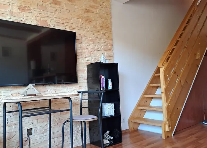 Apartament Mezonetovy V Oscadnici